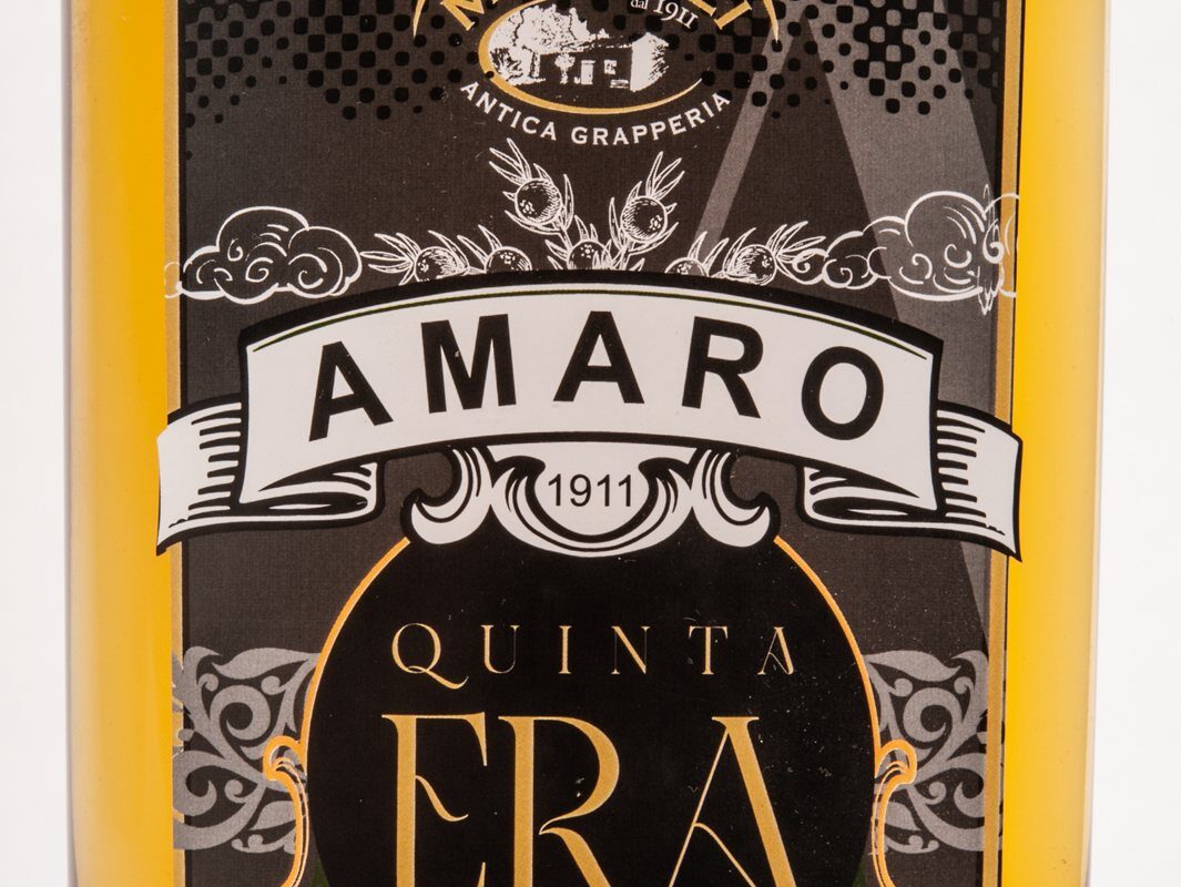 Amaro Quinta Era: naming e label design per l’amaro al gin di Morelli