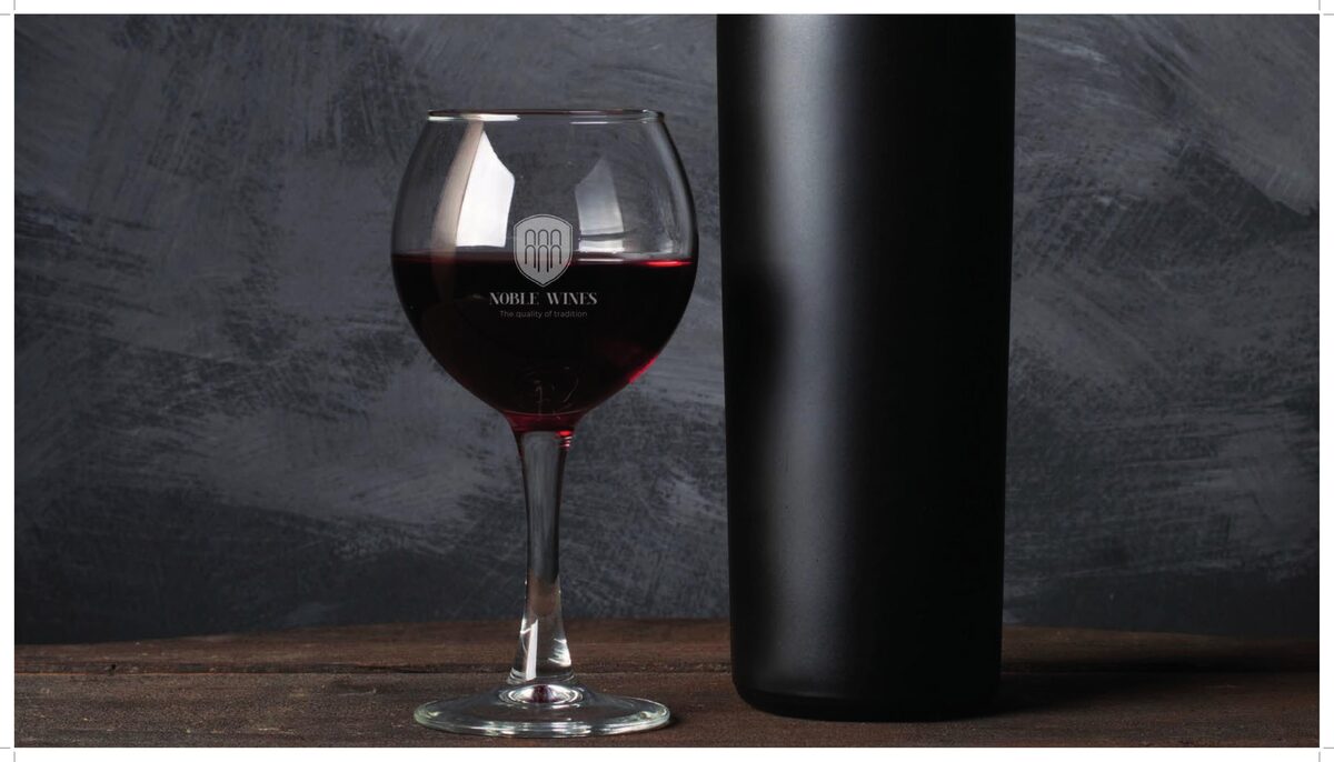Noble Wines: brand identity per un distributore di vini premium a New York
