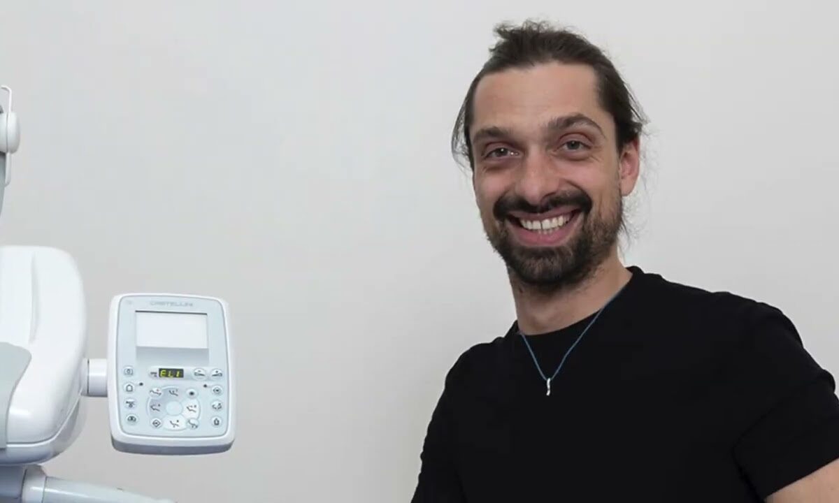 Il Sorriso di Volterra: video e interviste per raccontare una clinica dentale
