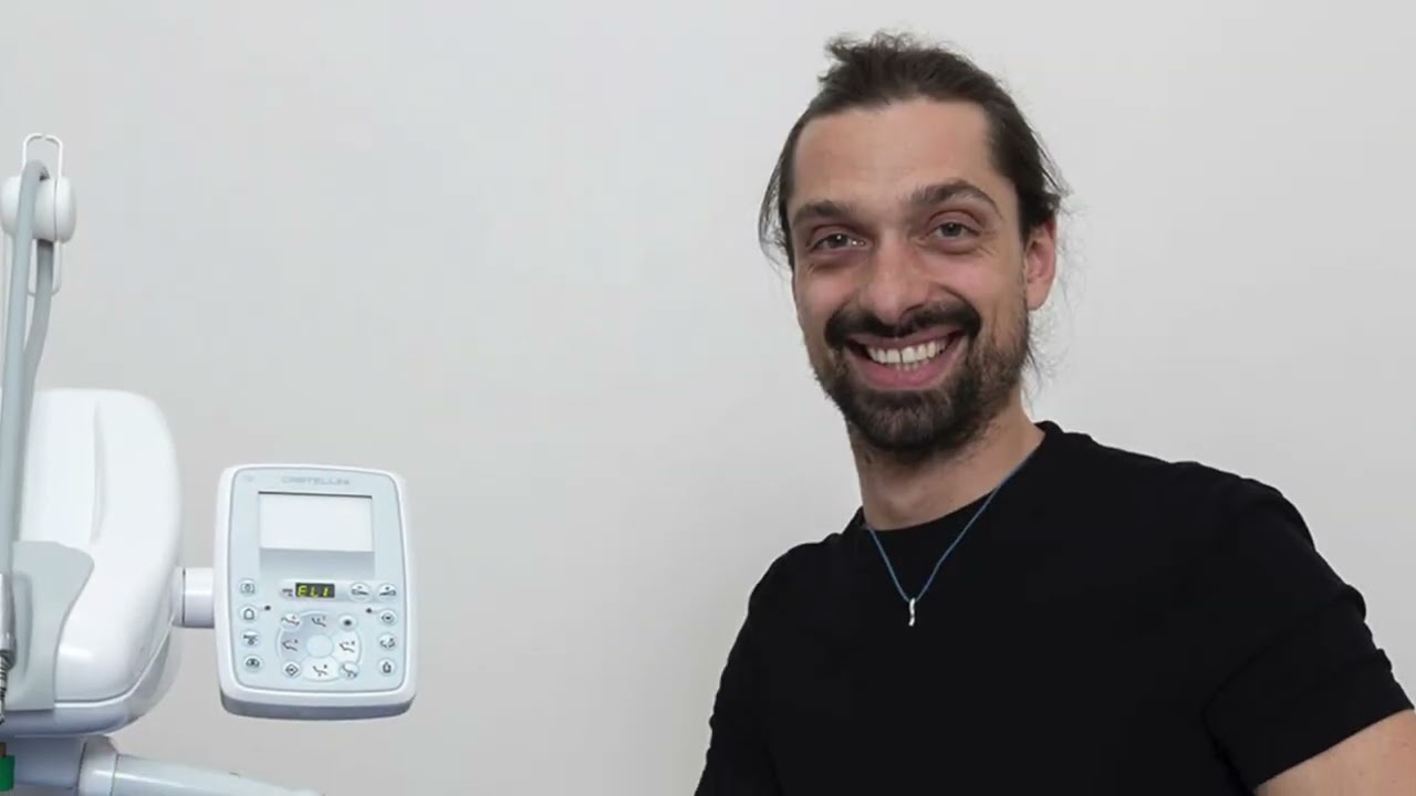 Interno della clinica dentale Il Sorriso di Volterra durante le riprese video